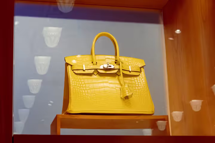Hermès ultrapassa Louis Vuitton