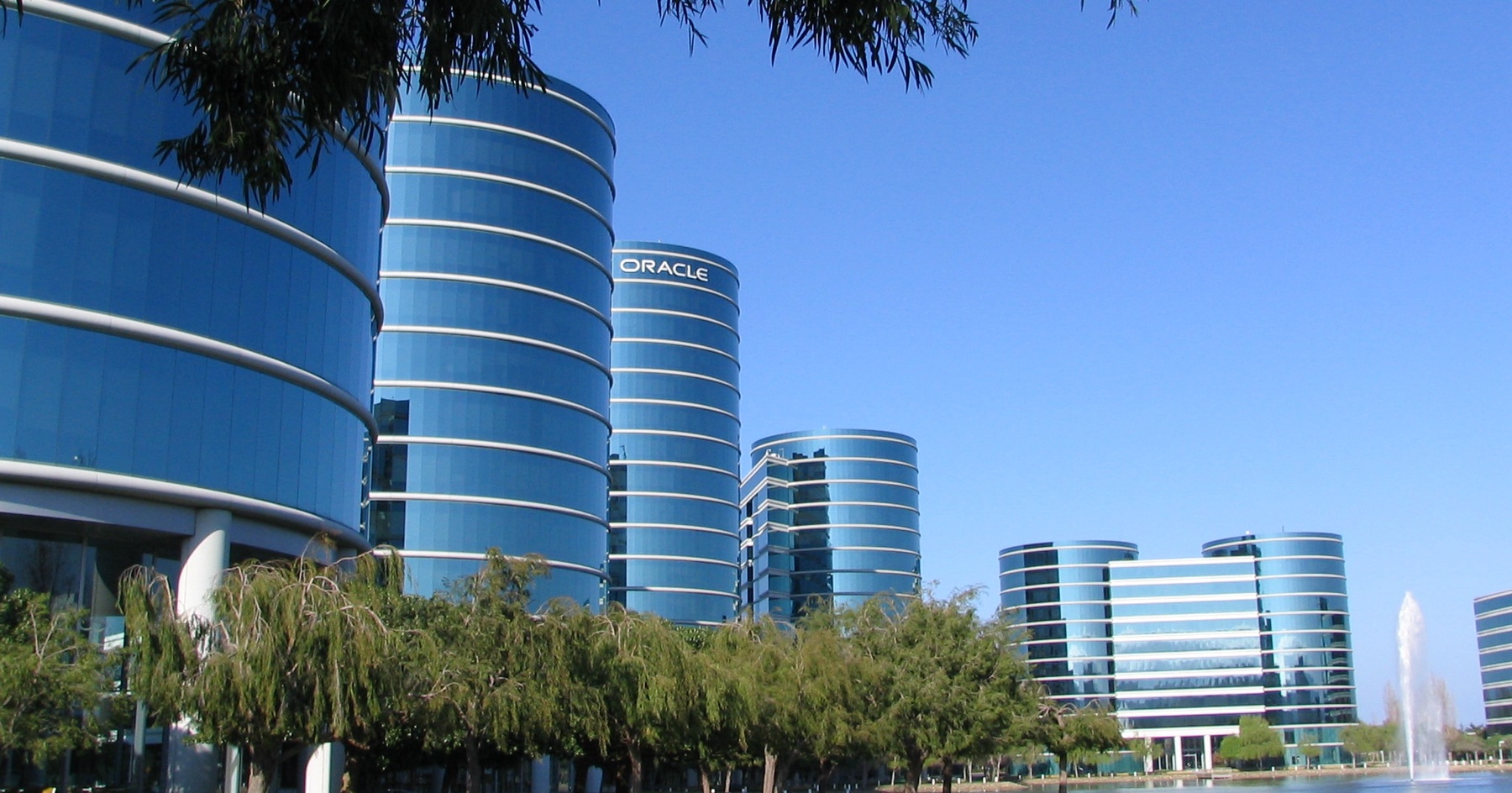 Oracle e Google aprofundam laço multicloud para incorporar o Gemini em bancos de dados Oracle