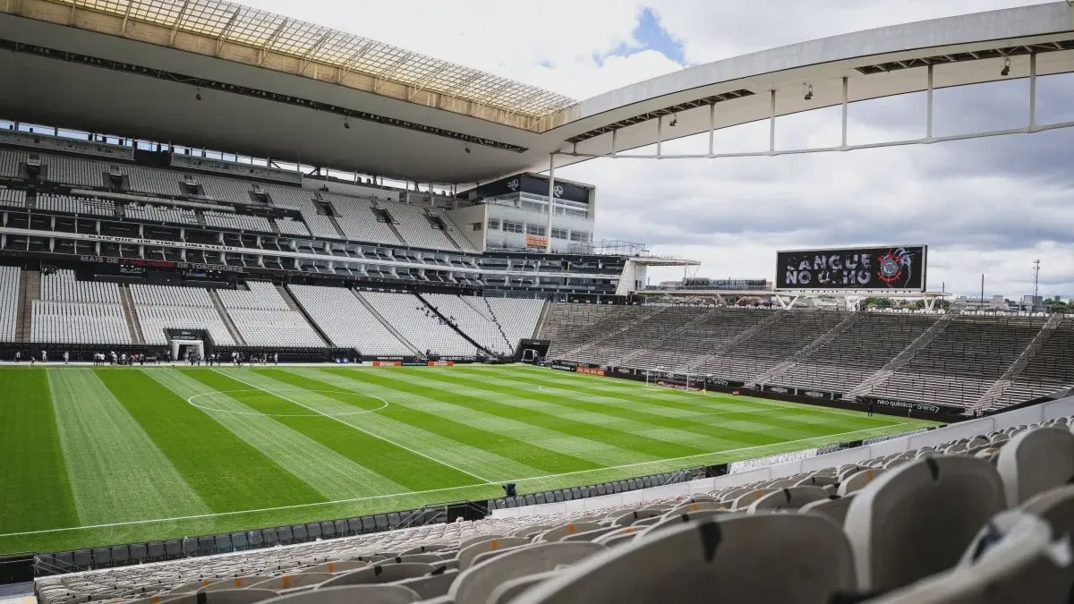 Corinthians e Athletico‑PR empatam sem gols na Neo Química Arena