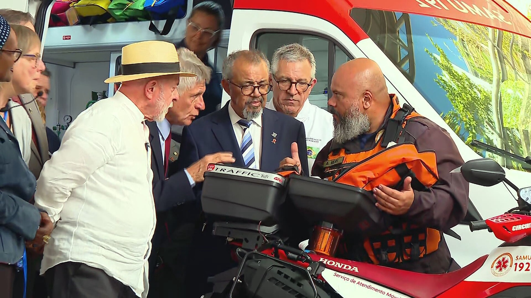 Lula pede ao diretor da OMS que diga ao presidente Trump para preservar o financiamento e exibe o sistema de saúde universal do Brasil
