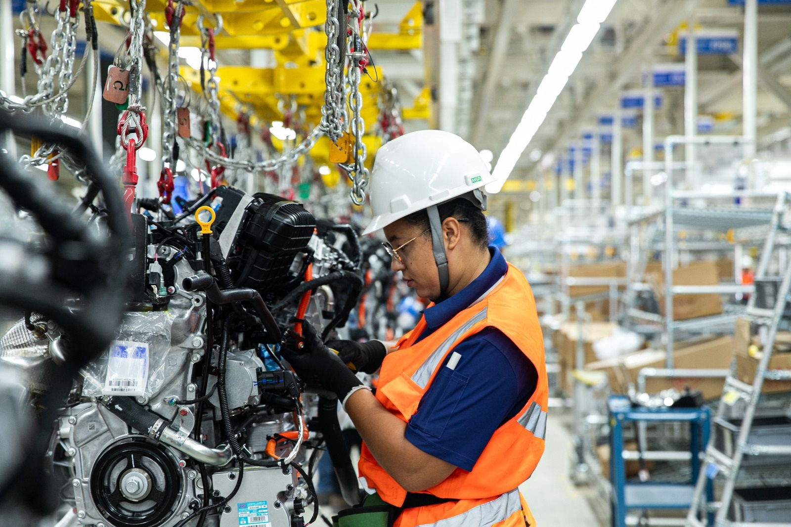 O crescimento do emprego formal no Brasil desacelera fortemente no primeiro semestre de 2026
